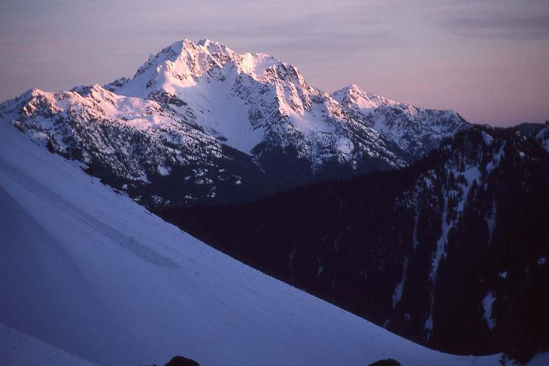 1987-015 C141 Peak Apr 1987 010.jpg